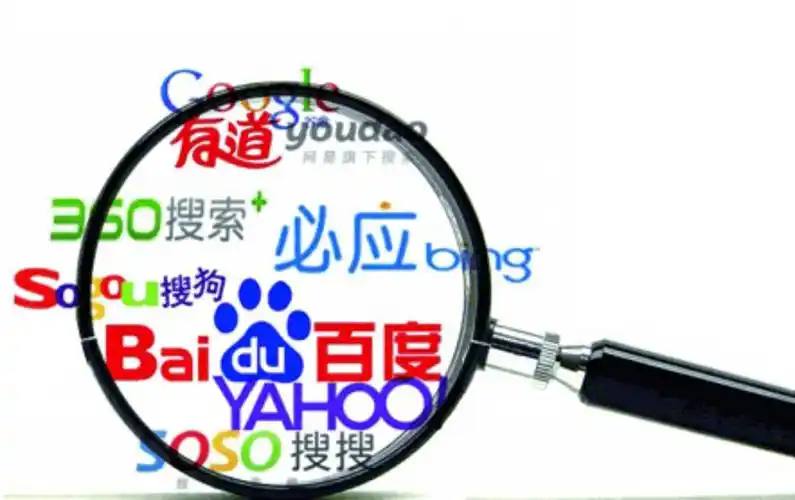 女子耳骨增生自己用钳子剪掉